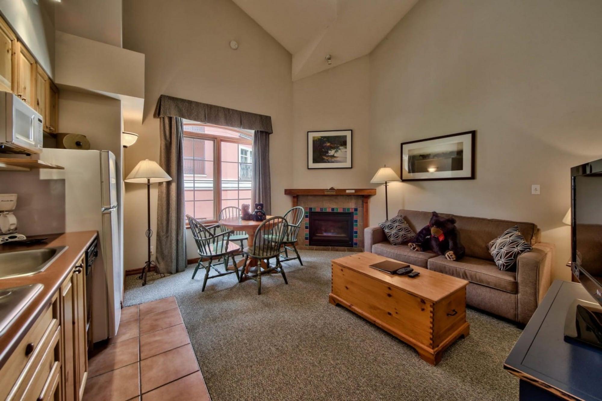 Hearthstone Lodge Sun Peaks Exterior foto